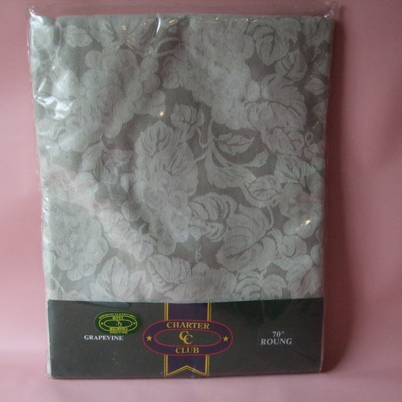Charter Club 70 Inch Round Table Cloth in Grapevine Pattern, New Old Stock - Picture 1 of 4